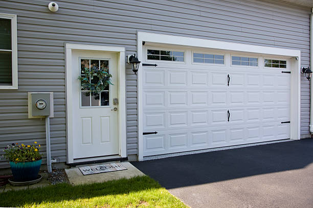 24/7 Emergency Garage Door experts in Fairview, OR